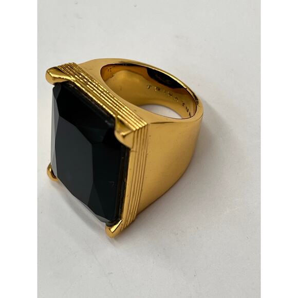 Trina Turk Large Blue Rectangle Bezel Glass Gold Tone Ring Sz 7.25 - Picture 9 of 10